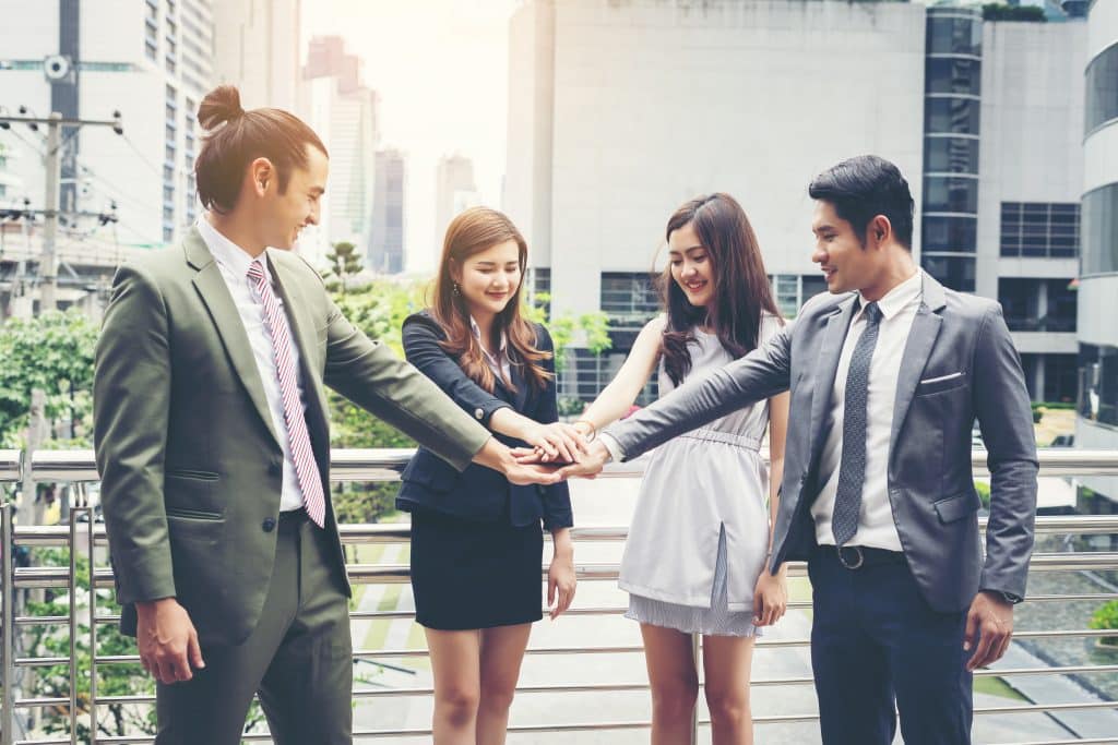 4 Powerful Themes That Reveal the Hidden World of the Workplace